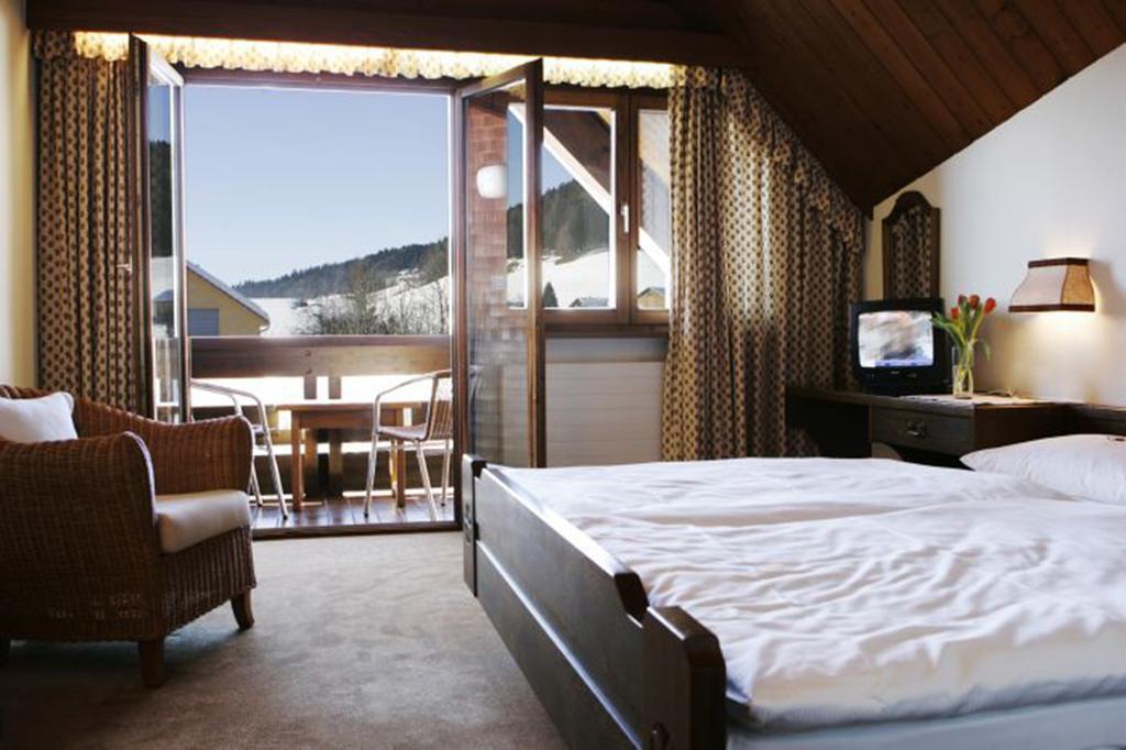 Hotel Gasthof Krone Хиттизау Номер фото